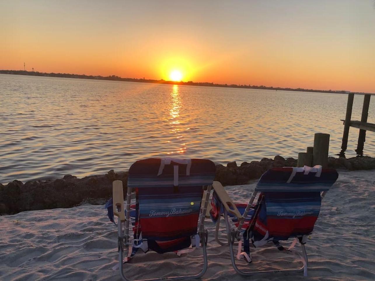 Villa Great After Milton-scenic Waterfront! Bp Englewood